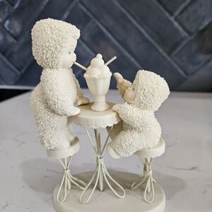 Vintage Department 56 Snowbabies "Sweeter When Shared"